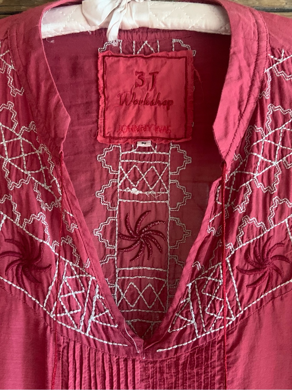 3J Workshop Johnny Was * Beautiful Maroon Embroidered Blouse - Picture 6 of 14